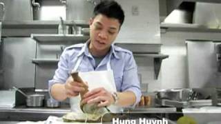 Top Chef Shows How to Cook a Geoduck [upl. by Antons]